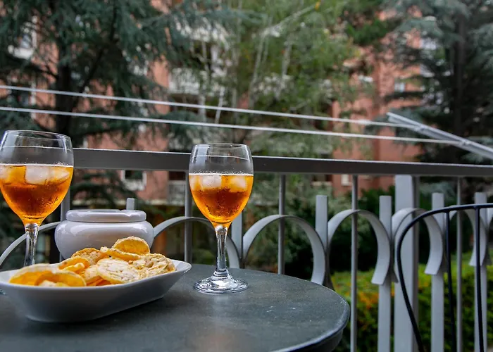At The Rotonda With Garage Appartement Nizza Monferrato